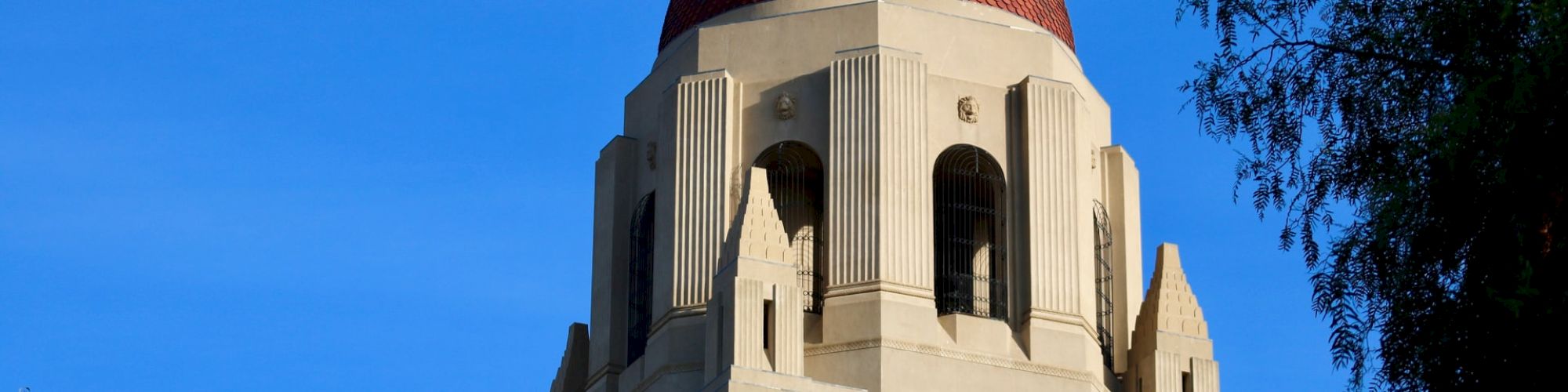 Hotel Near Stanford University Crowne Plaza Hotel only 2.5 Miles, 8 Minutes Drive